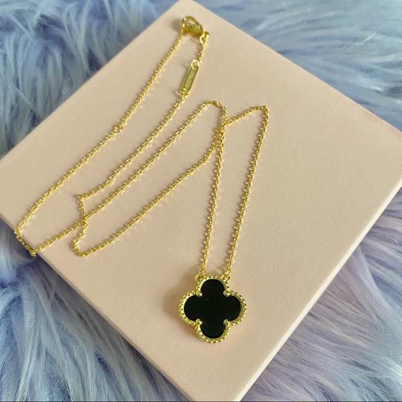Four leaf Clover Necklace in Gold Finish 100% Sterling Silver - Picture 11 of 12